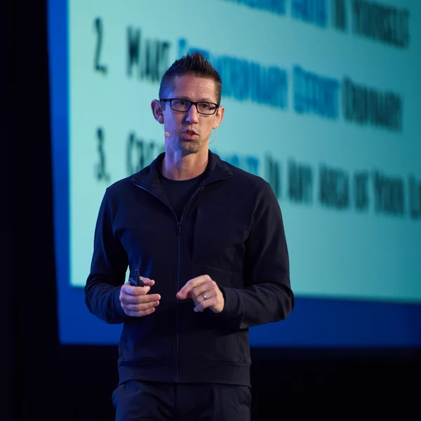 OTG230717433.jpg