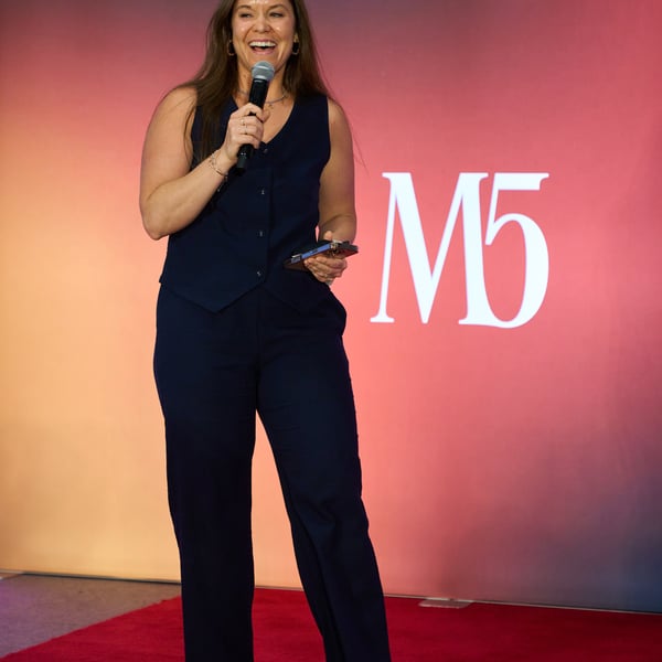 M526070696.jpg