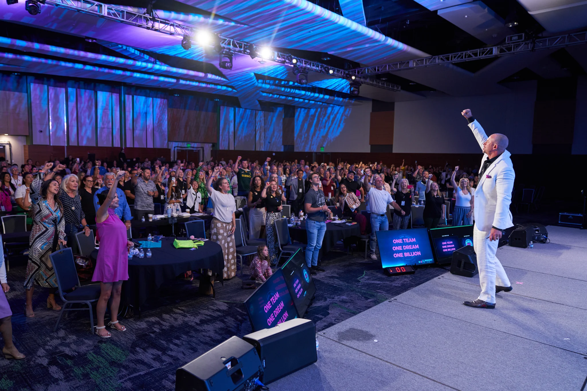 OTG230718639.jpg