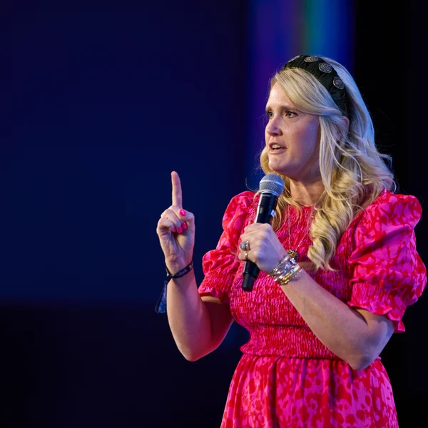 OTG230715239.jpg
