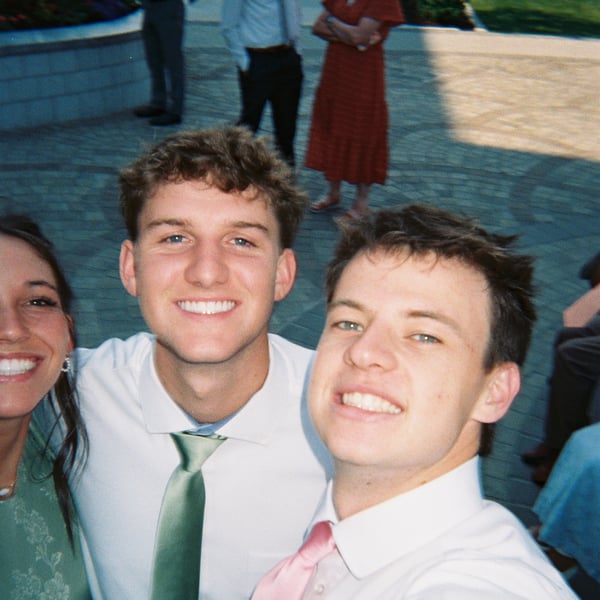 R1-09765-025A.jpg