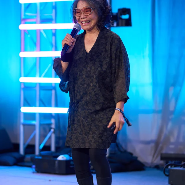 OTG230717849.jpg
