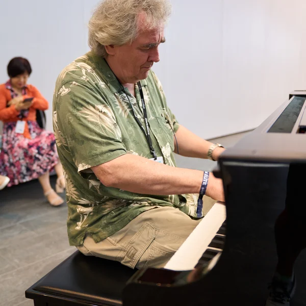 OTG230714153.jpg