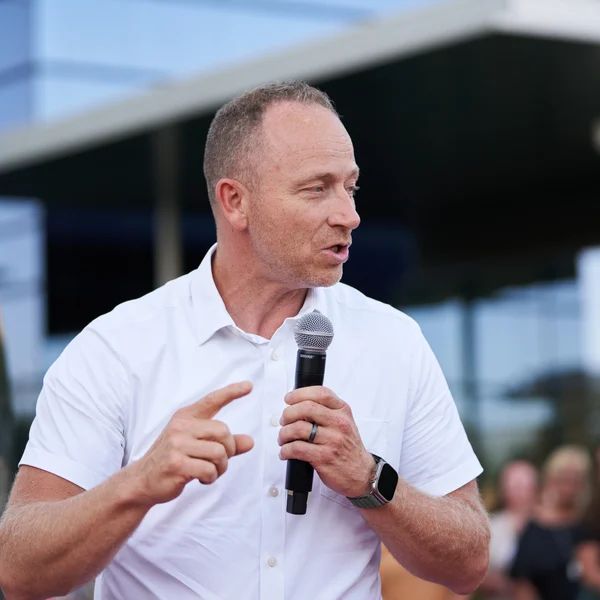 OTG230714489.jpg