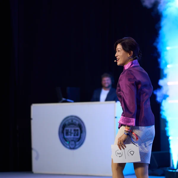 OTG230715189.jpg